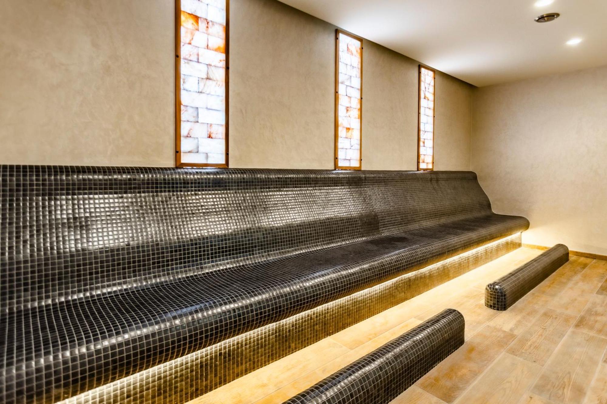 Natura All Seasons Boutique Hotel Burgas Exterior photo